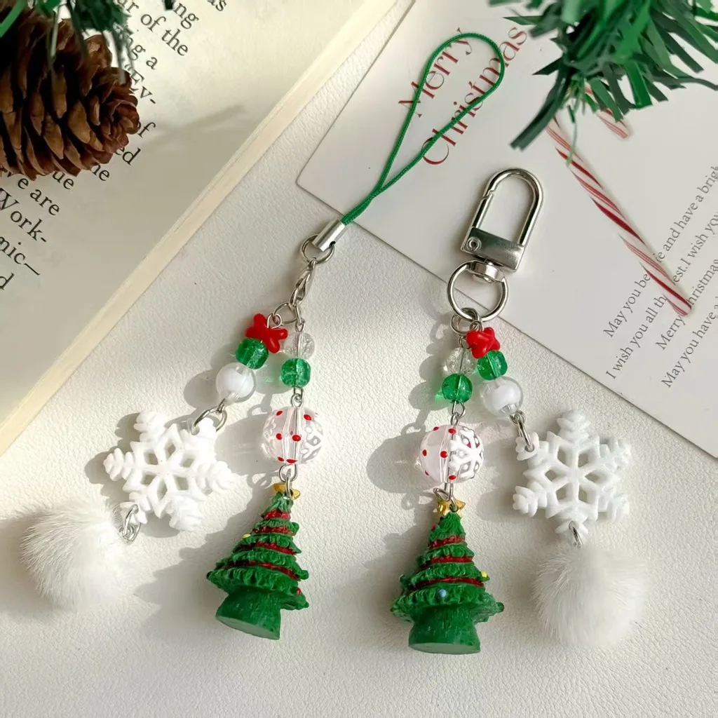 Beaded Keychain Charm Compact Pom Pom Keychain Christmas Tree Keychain Minimalist Bag Charm For Mobile Phones Bags Gift Packages