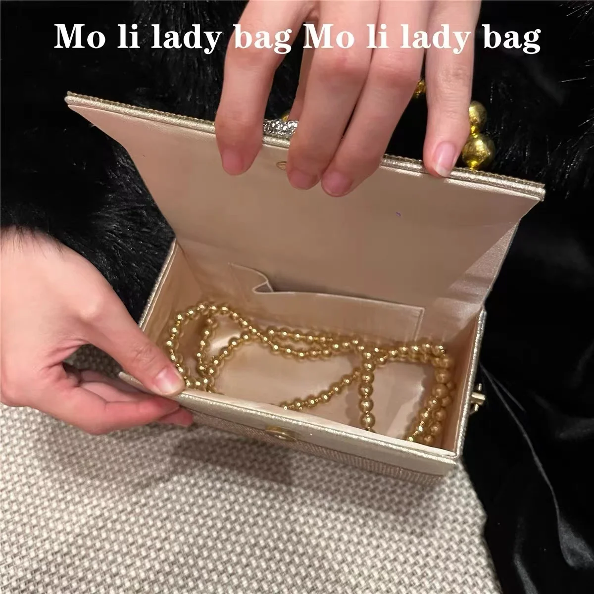 Luxury Beads Beaded Handle Square B0x Women Handbag Glitter Shiny Diamonds Evening Bag Wedding Party Clutch Purse Crossbody Bag
