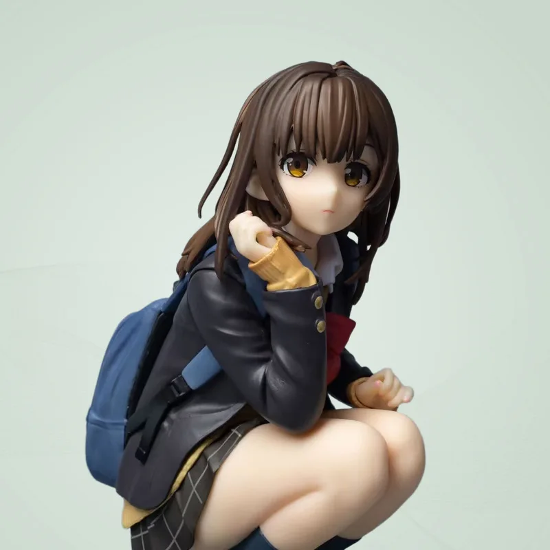 Hermosa chica raspada y luego recogida una chica de secundaria llamada Sayo Ogihara postura en cuclillas figura de anime modelo al por mayor