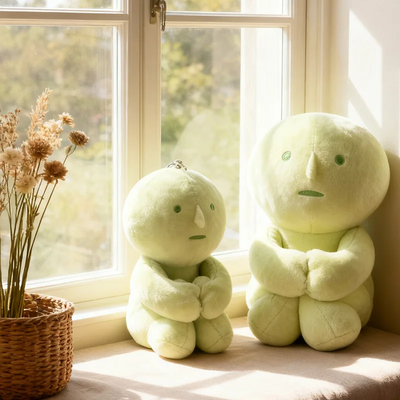 Pequeños juguetes de peluche verdes que abrazan las piernas, exquisito juguete de peluche, artículo decorativo de escritorio divertido, exquisito colgante para mochila, regalo para un amigo