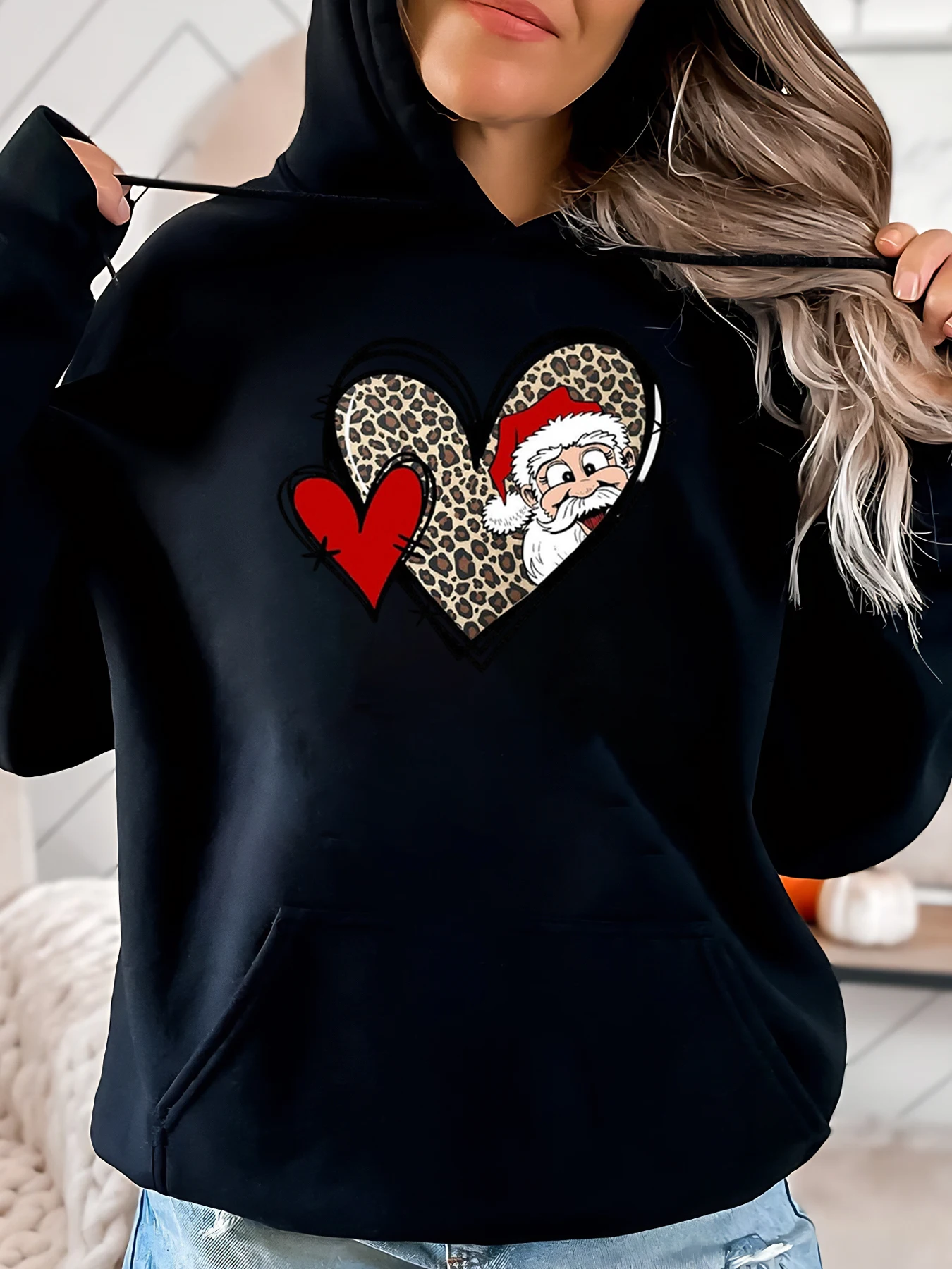

Santa Claus Leopard Heart Print Christmas Hoodie Women Casual Winter Outfit Black Plus-Size