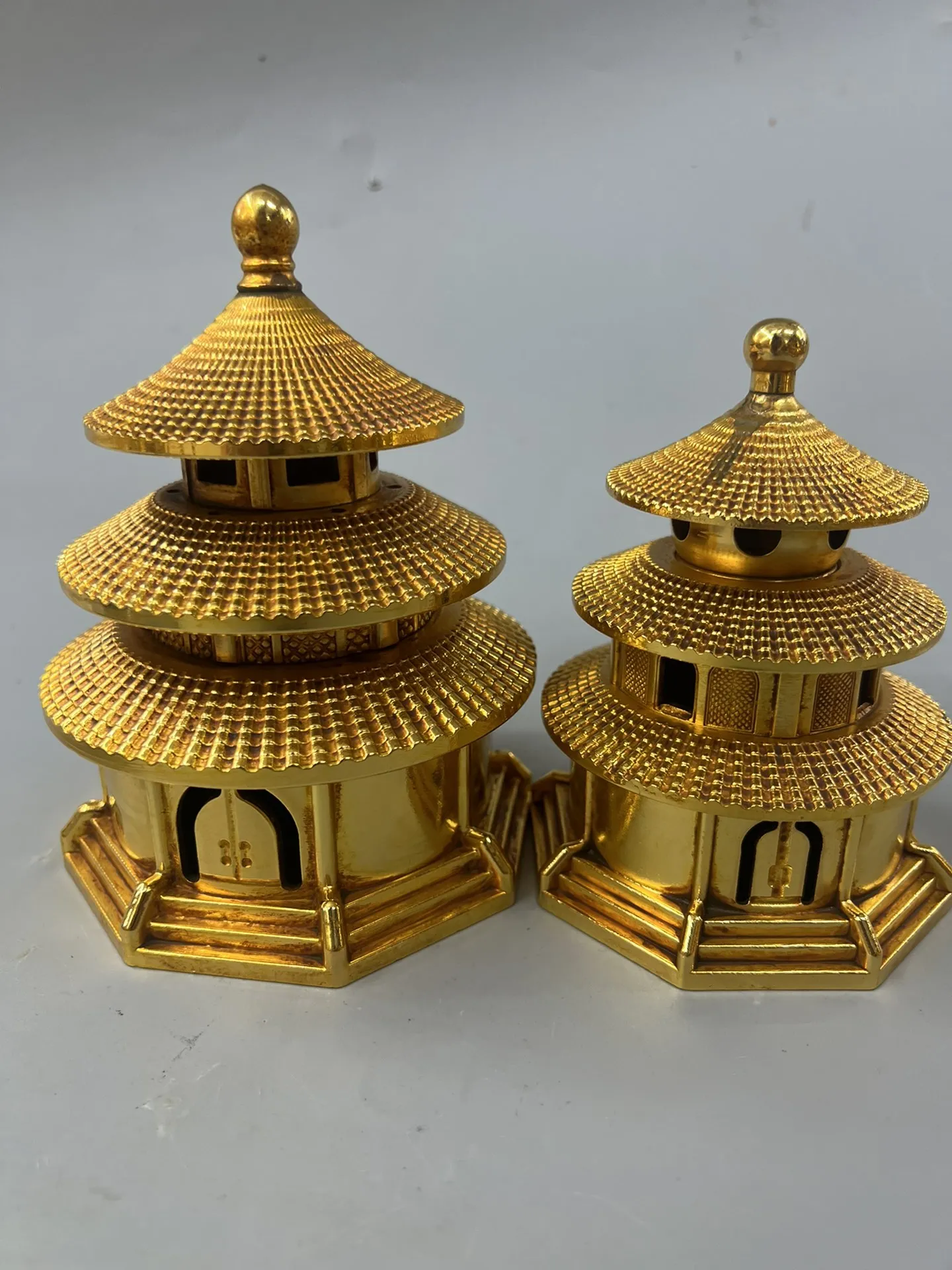 

Pure copper and gold Temple of Heaven furnace Metal statue Split 3-layer tower 13CM/8CM