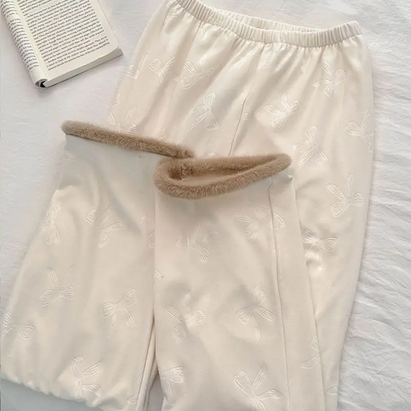 Azuki-Pyjamas: Neue kreative, niedliche und cartoonartige, bequeme und stilvolle Loungewear mit schlichtem, mädchenhaftem Design, die auch außerhalb des Schlafanzugsets getragen werden kann. – Detail 4