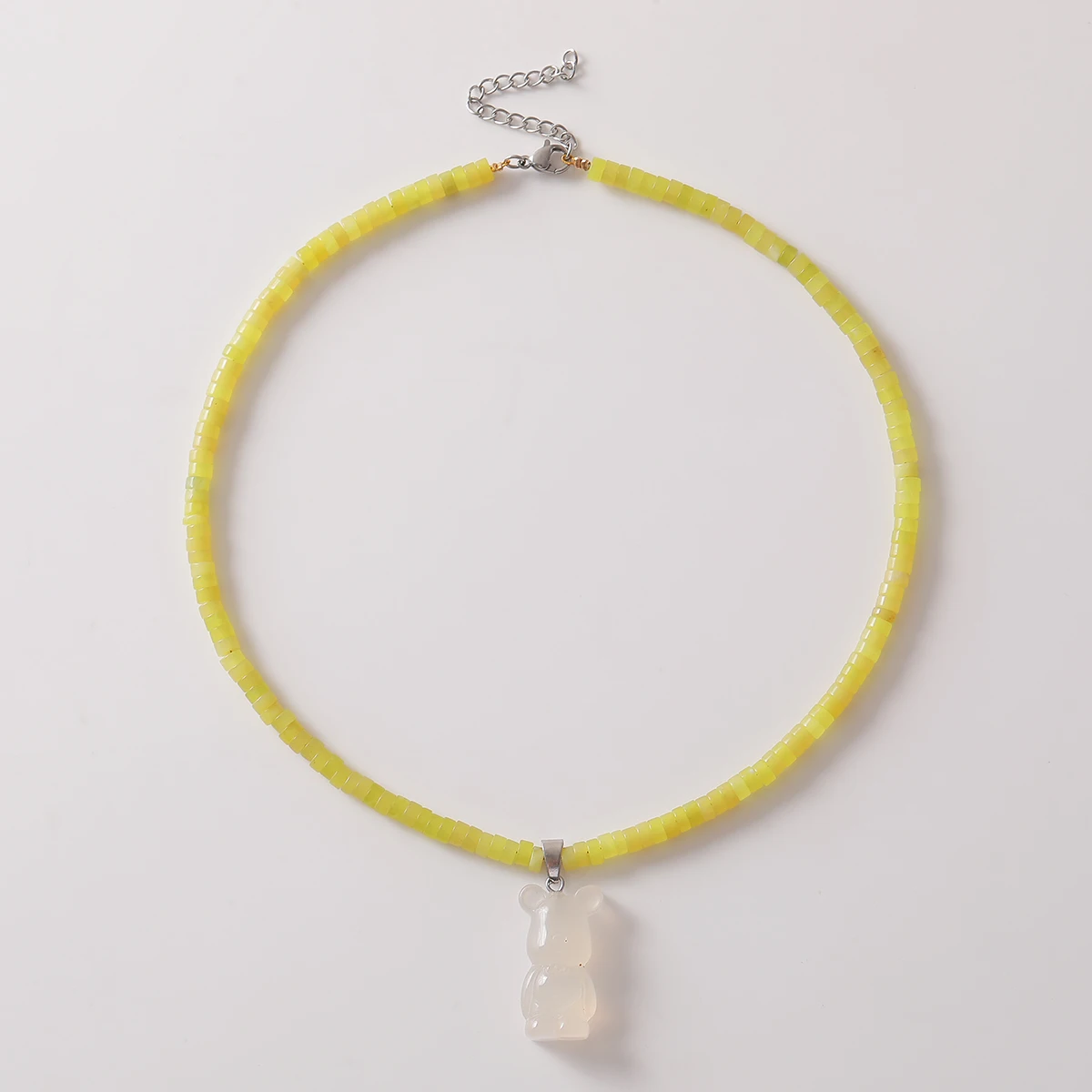 

Yellow natural stone bone chain transparent teddy bear pendant necklace simple and fashionable choker necklace