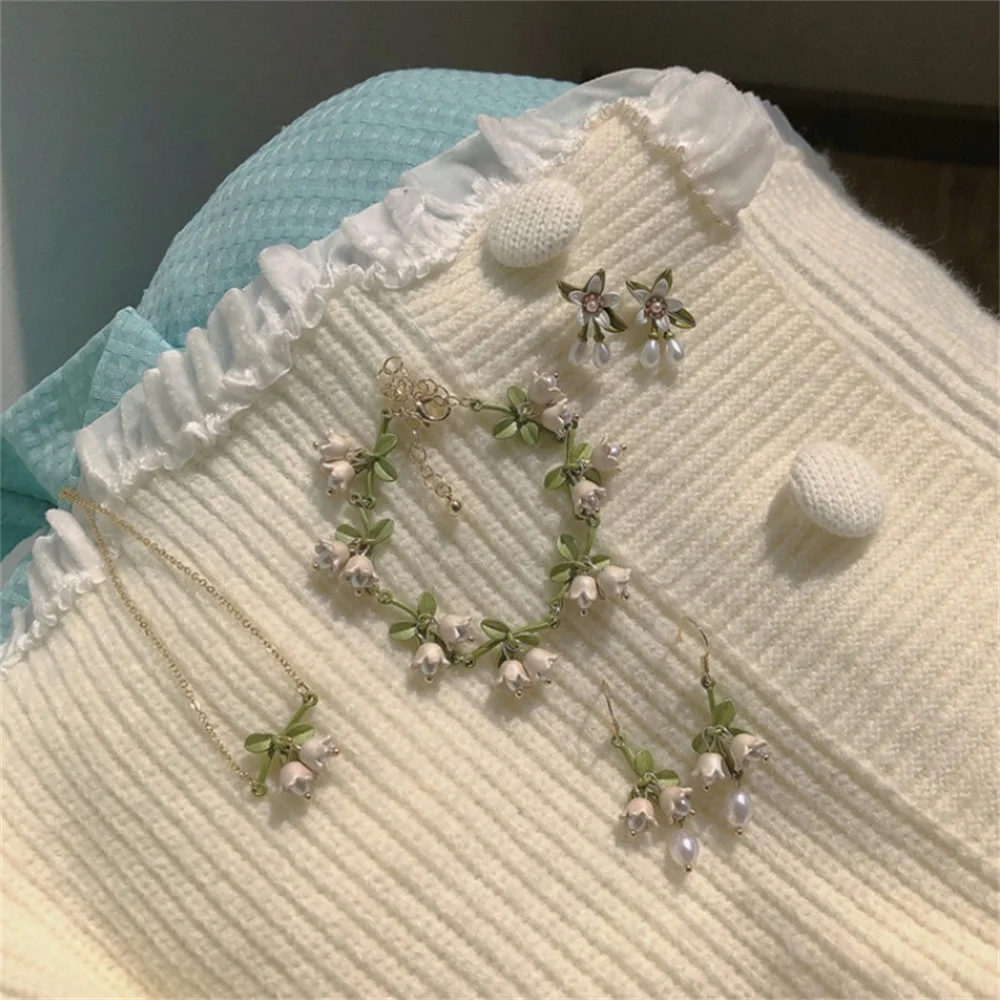 4pcs/Set Romantic White Flower Pearl Jewelry Set Lily Of The Valley Vintage Earrings Necklace Bracelet For Women Gift 2024 New