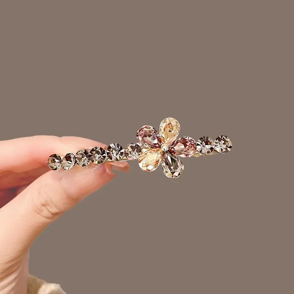 Luxury Crystal Flower Hair Clip Ponytail Holder Stylish Back Head Barrette Short Crystal Ponytail Clip Elegant Hair Accessories