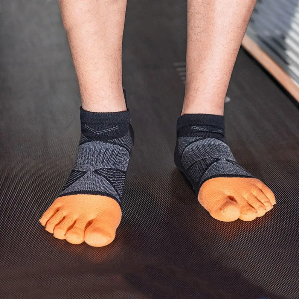 

Male Anti-slip Each Toe Socks Soccer Autumu Cotton Winter Tube Socks Men Sport Socks Five Finger Socks Short Toe Socks