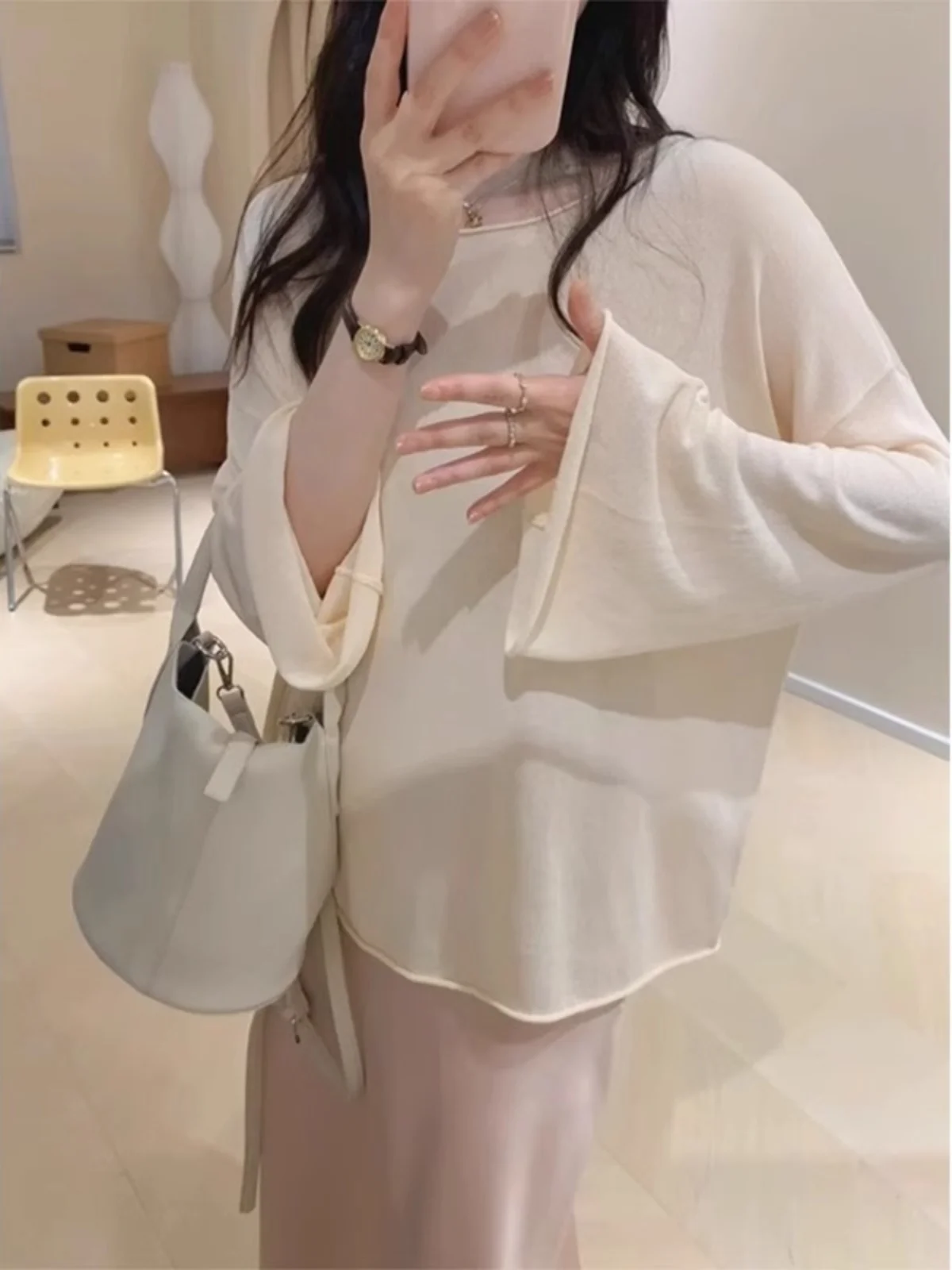 

Легкая вязаная накидка из ледяного шелка с длинными рукавами-колокол, женская летняя тонкая свободная рубашка в стиле оверсайз для осени