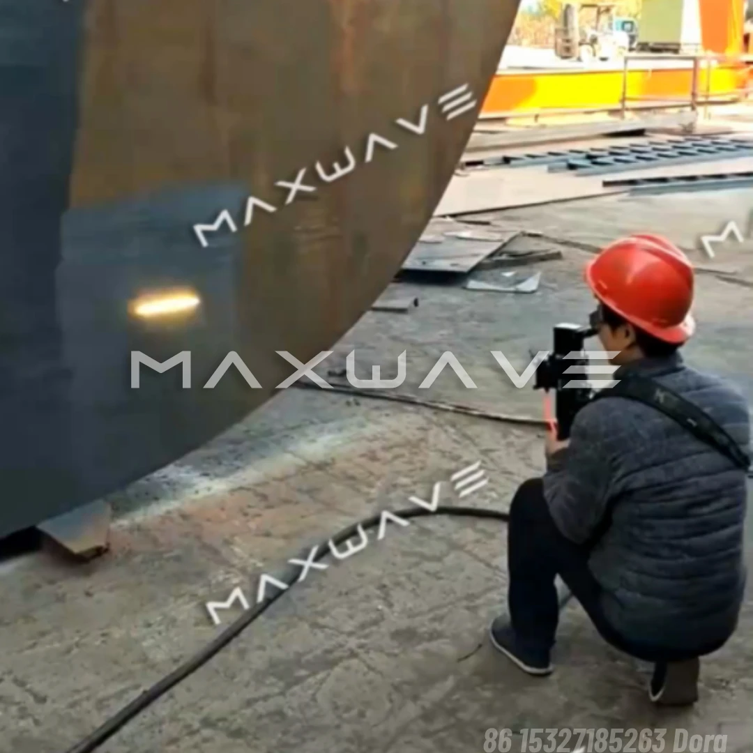 

Maxwave Handheld Laser Rust Removal Machine for Efficient Cleaning of Welding Seams, Auto Frames & Industrial Parts