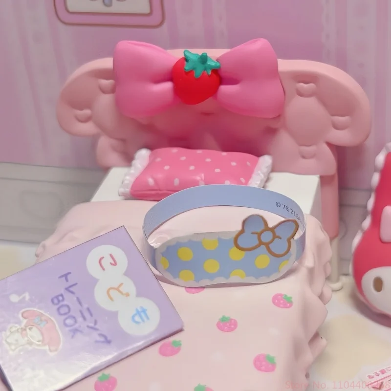 리멘트 가샤폰 캡슐 장난감 Sanrio 블라인드 박스 룸 귀여운 카와이 딸기 룸 만화 미니어처 장식 캔디 장난감 어린이 선물