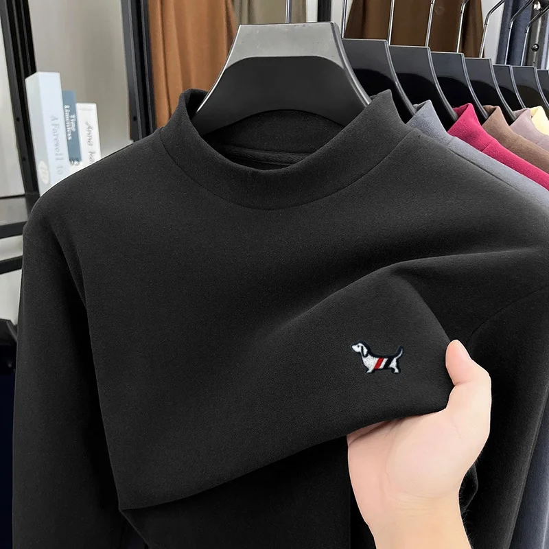 العلامة التجارية الفاخرة الرجال شبه عالية الرقبة المخملية طويلة الأكمام تي شيرت الخريف الشتاء جديد الكلب طباعة قاعدة قميص ملابس رجالية غير رسمية متعددة الاستخدامات