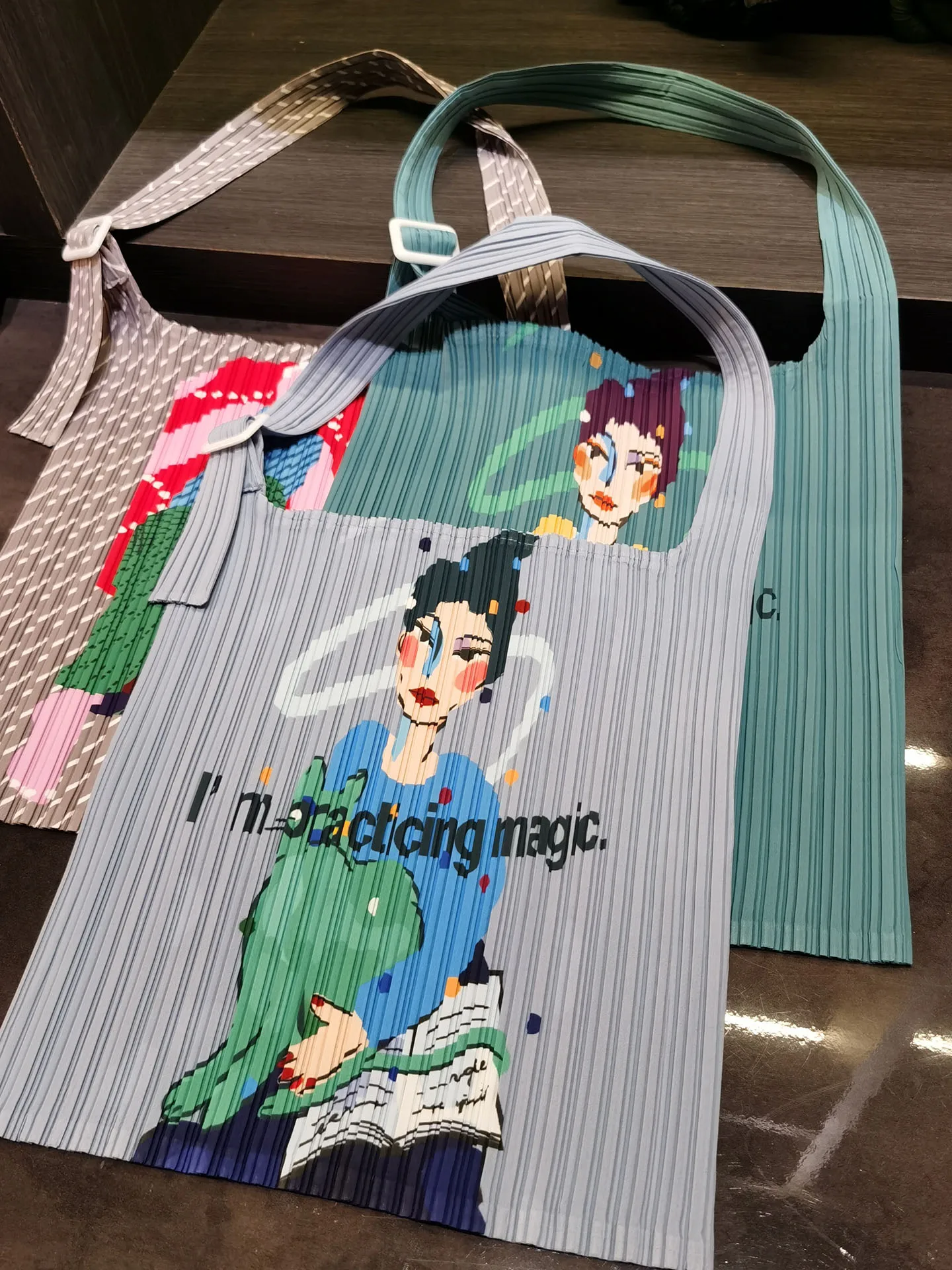 bolso-de-punto-con-dibujos-animados-para-telefono-movil-bolso-cuadrado-pequeno-portatil-para-ir-al-trabajo-accesorios-deportivos-unisex-para-exteriores