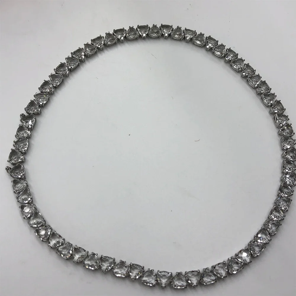 2025 جديد مصفوفة التنس الأبيض قلادة الكمثرى قطع الفاخرة المرأة اكسسوارات مجوهرات هدية الزفاف