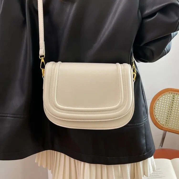 

Новая женская сумка в французском стиле на осень 2026 года: элегантная, вместительная, для работы и повседневного использования, на плечо и через плечо