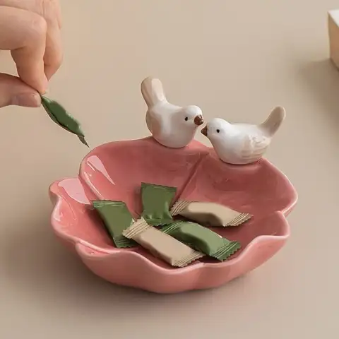 Decorative Handmade Bird Shaped Pastry Plate Cute Exquisite Ceramic Dessert Plate Floral Necklace Ring Storage Tray Vanity