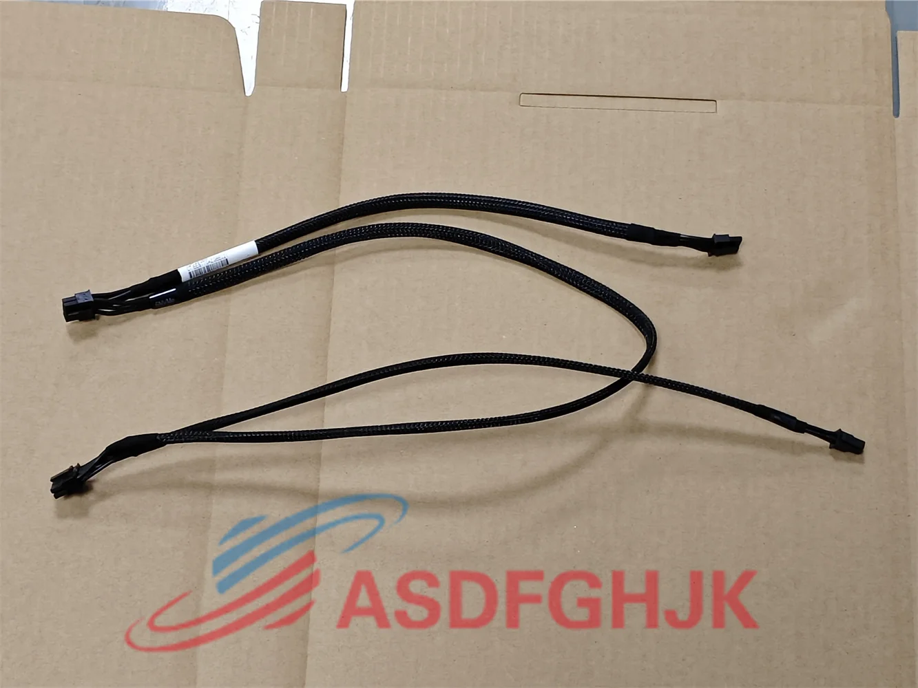 

Original for HP 822780-001 795156-001 DL380 Gen9 2SFF/8SFF Drive cage power cord 6017B0557601 795156-001 Test OK