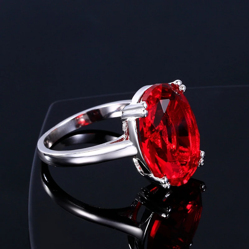 

Women's Red Ruby Oval Egg Shape Gemstone Silver Plated Wedding Rings For Bridal Fine Jewelry Engagement Bague Accessories