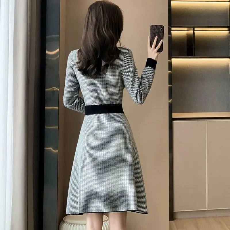 Women\'s Autumn Winter Graceful Plaid Mini Knit Dress Lady Slim Patchwork Long Sweater Dresses 2024 New Elegant Knitwear Female