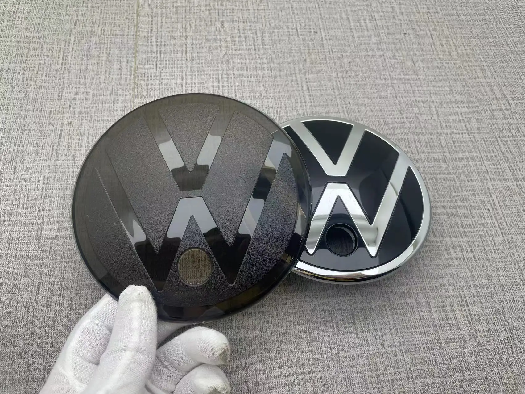 1set With holes Car Front Grill Badges Rear Trunk Emblem Lid Covers Logo Sticker Black For VW ARTEONS 2021-2024 Auto Accessories