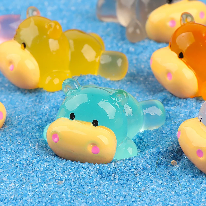 1 PC การ์ตูน Mini Luminous ขนาดเล็ก Hippopotamus Miniature Figurines ตกแต่งภูมิทัศน์ DIY อุปกรณ์ตกแต่งบ้านของขวัญ