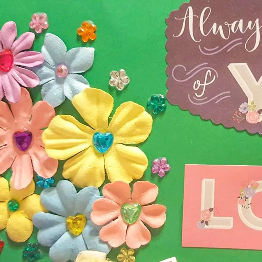 600 Stück Acryl-Strasssteine mit flacher Rückseite zum Basteln und Halloween-Piratenparty-Dekorationen, 6 Formen, 613 mm, vielseitige Bastel-Verzierung