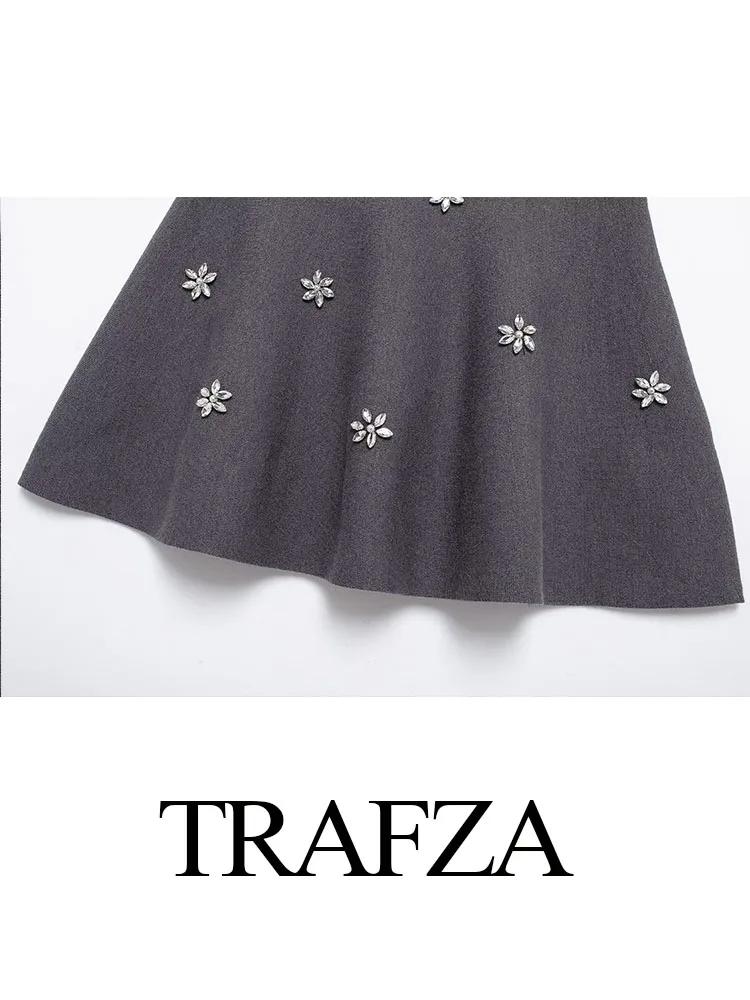 TRAFZA Summer Woman Fashion Casual High Waist Skirt Women Jewelry Decorate Grey Elastic Waist Knitted Slim Mini Skirt Mujer