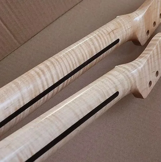 

Vintage Electric Guitar Neck 21 Frets Tiger Flame Maple Gloss Top Professional Bass Guitar Necks for Electric Guitarists