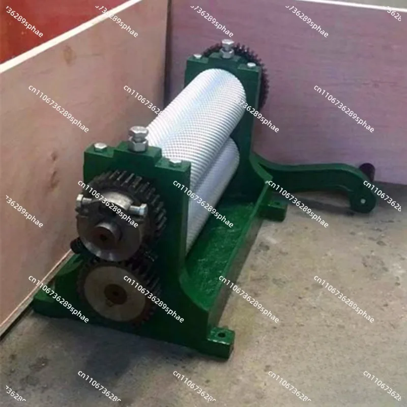 1PC Manual Honeycomb Embossing Machine Aluminum Alloy Bee Bee Special Beeswax Foundation Sheet Press Roller Machine