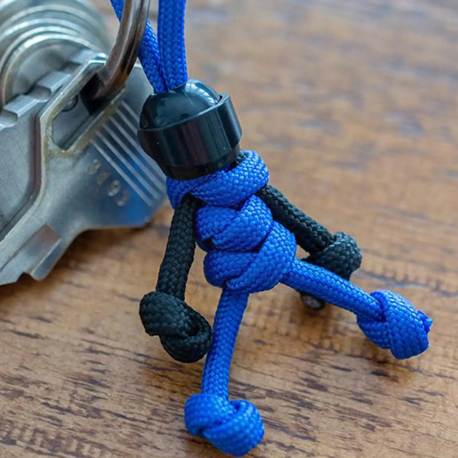 Handmade Building Block Keychain Biker Helmet Pendant Bag Rope Braided Keychain Paracord Backpack Doll Hanging Buddy Pendan I8N5