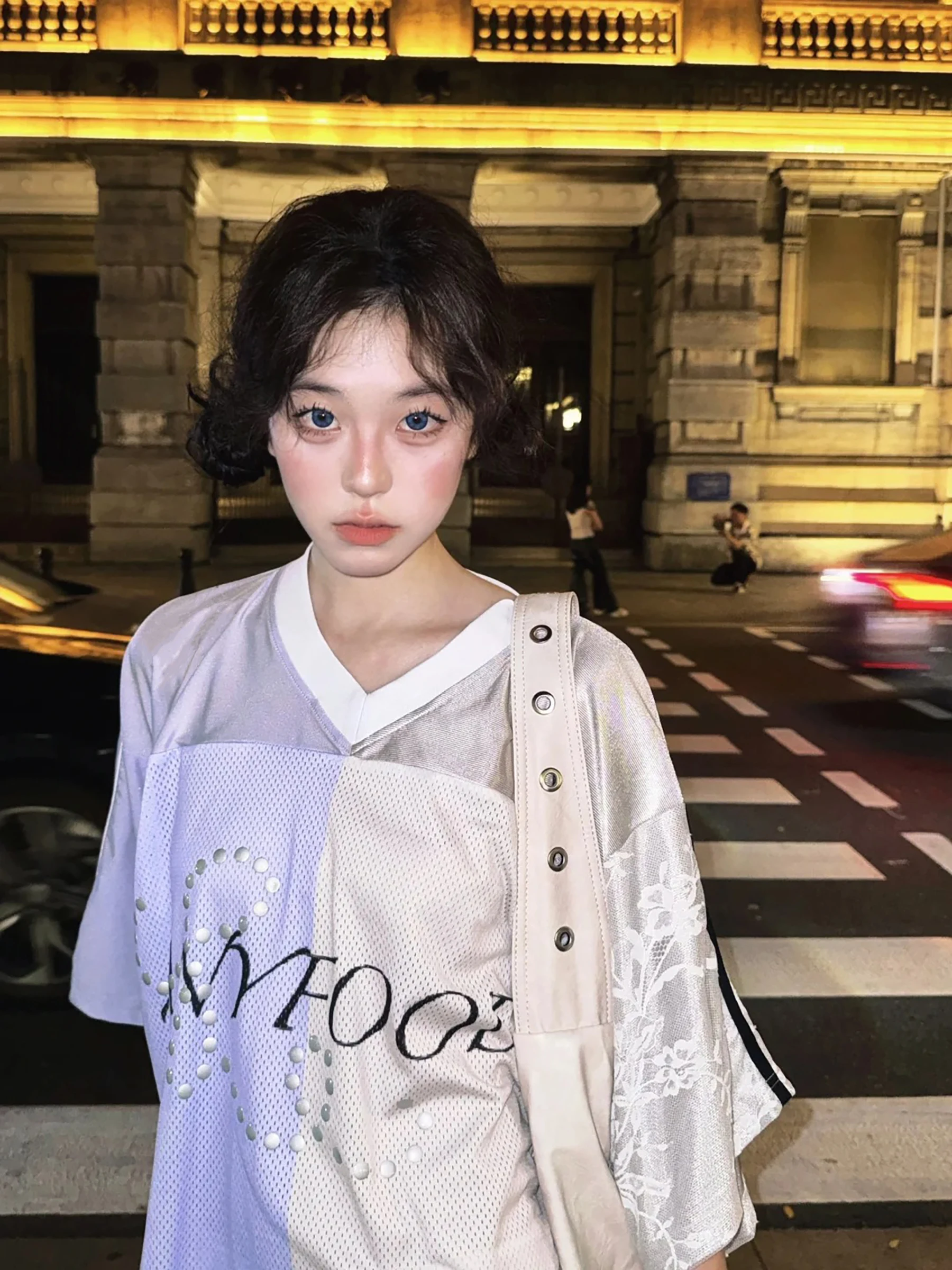 

Свободная футболка с кружевным принтом в стиле ретро, американский дизайн, женская летняя спортивная майка, повседневная футболка с v-образным вырезом и принтом