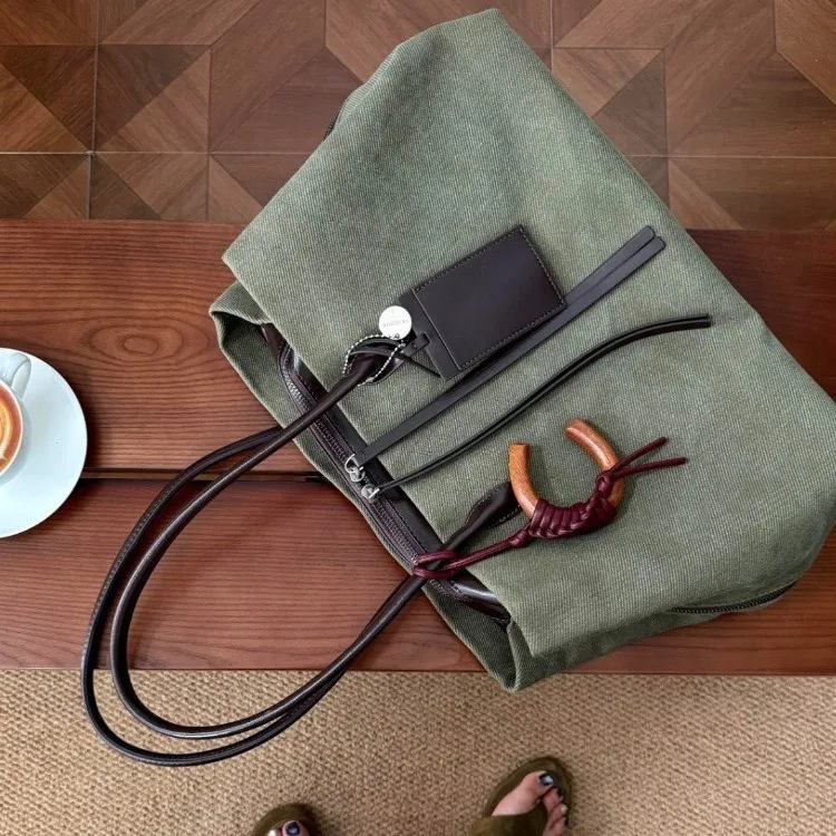 Retro Green Canvas Tote Bag Women 2026 New Fashion Unique High-End Feel Handbag Stylish Versatile Handheld Single Shoulder Bag