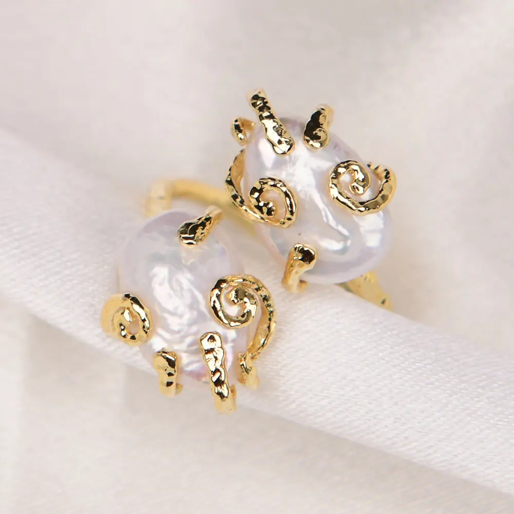 G-G Cultured White Keshi Pearl Coin Pearl Adjustable Rings Gold Plated Copper Metal Ring For Lady