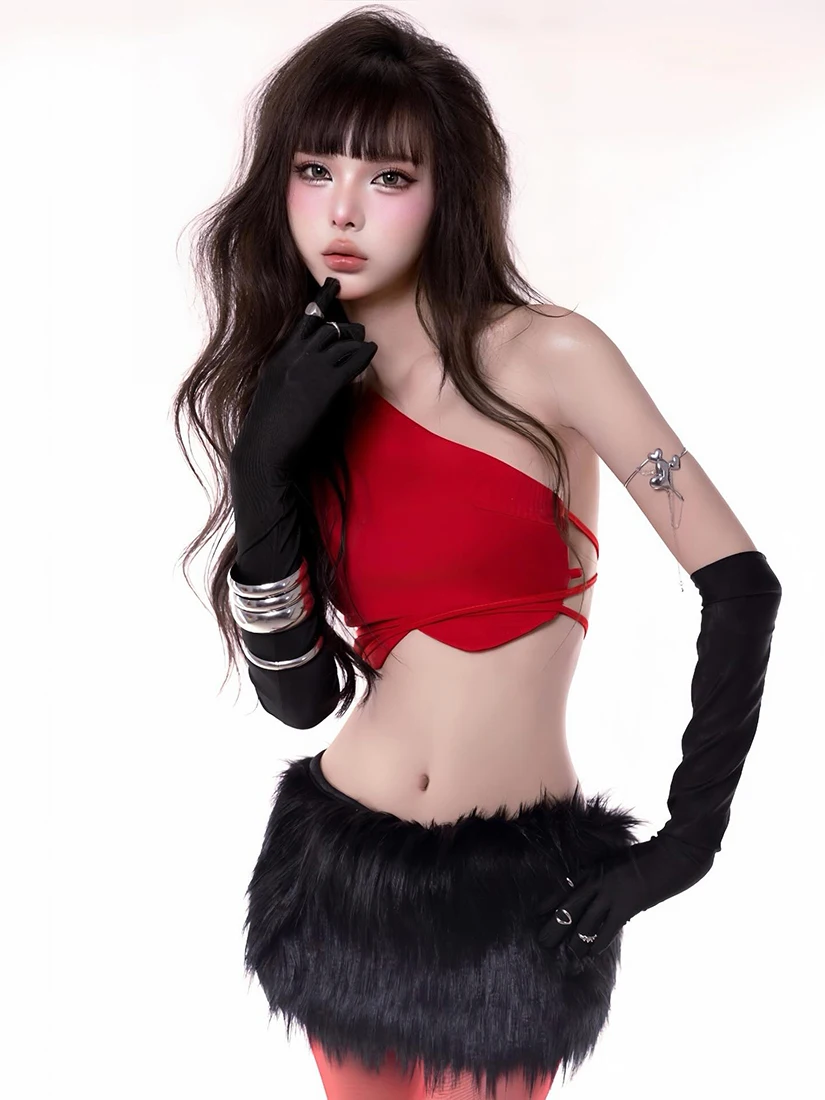 

Sisjuly Heart-Shaped Velvet Backless Shoulder Strap Short Skirt Sexy Women's Set Autumn Season Pure E-commerce Polyester Fabric