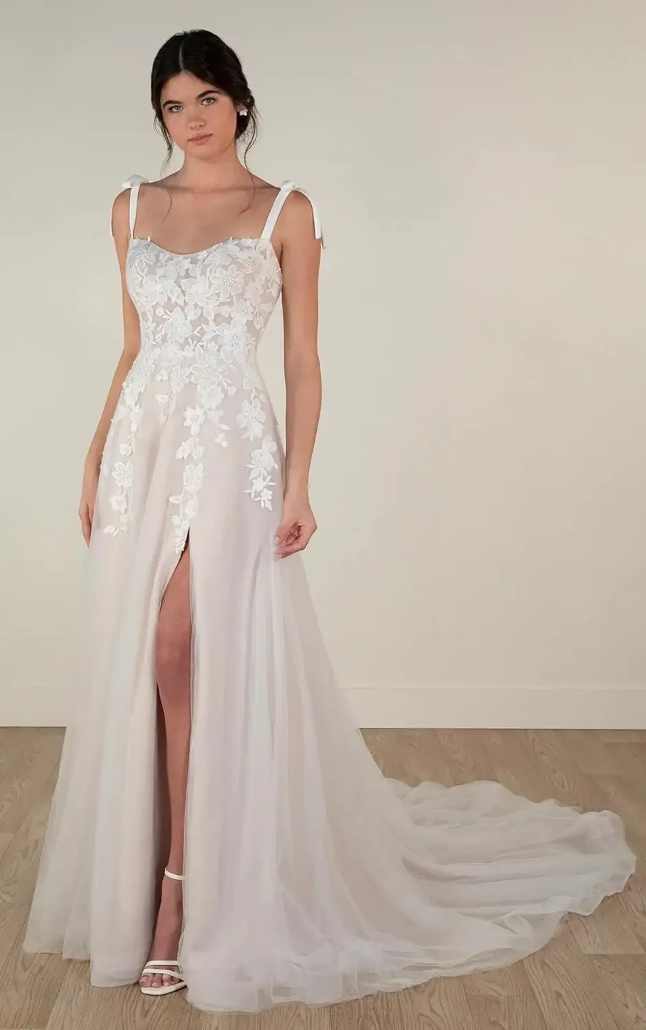 فساتين زفاف مصنوعة حسب الطلب للعروس فستان زفاف طويل مزين بالدانتيل من التول فستان زفاف شاطئ بوهو فستان أبيض