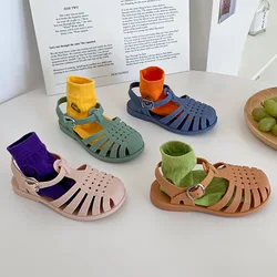 Sandali da ragazzo vuoti traspiranti per bambini sandali estivi Casual da spiaggia romani in PVC per bambini scarpe semplici in tinta unita