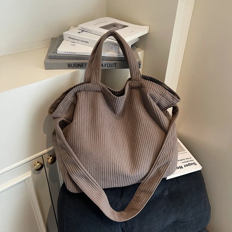 

Вельветовые текстурированные сумки на плечо для отдыха для женщин, простые сумки-тоут большой вместимости, новые модные дорожные сумки через плечо для путешествий