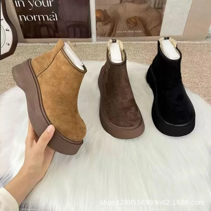 

New Thick soled Warm Snow Boots for Women 2025 Winter Fashion Simple Short Boots Round Head Casual Cotton Boots