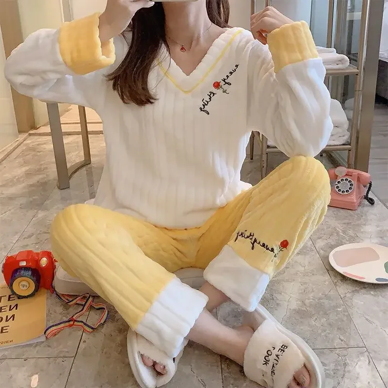 

Women Sleepwear Autumn Winter Warm Pajama Sets Kawaii Clothes Pullover Long Sleeve Pants Coral Velvet Loungewear Sets Korean