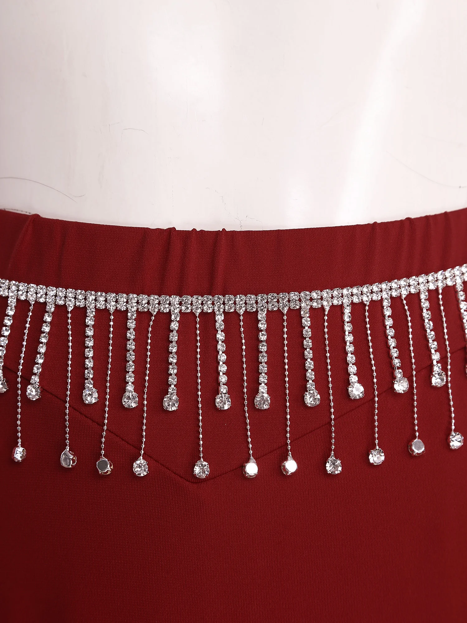 Gonna lunga da danza del ventre da donna con frange di strass, catena in vita, volant a cascata, gonna con spacco laterale per danza orientale, abbigliamento da ballo popolare