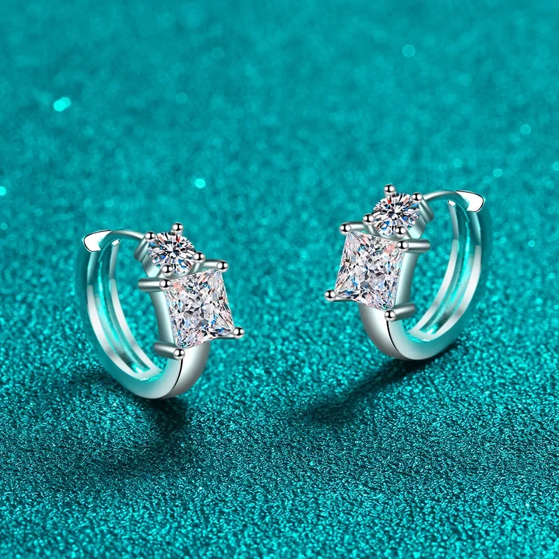 18K gold earrings for women, princess-cut moissanite earrings, pt950 platinum-plated 1.3 carat diamond earrings