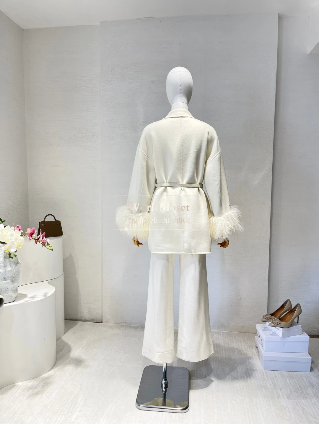 

2025 New Elegant Blazer Style Long Sleeve Lapel Double-faced Wool Fur Short Coat Jacket