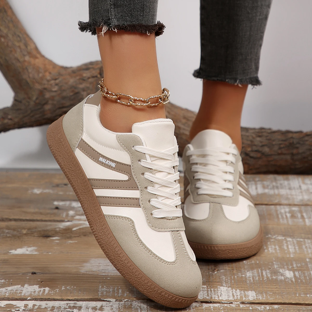 2026 Herbst Damenmode Wildleder-Sneaker mit Doppelschnalle und Metall-Details Leichte Atmungsaktive Bequeme Freizeitschuhe – Detail 9