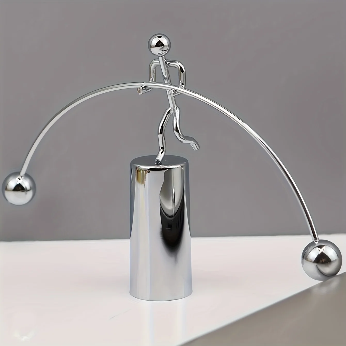 1 قطعة-الصلب متوازن رفع الأثقال الفن الضغط اكسسوارات المكاتب المنزلية كرة التوازن يتأرجح رفع الأثقال الرجل الحديدي الصغير