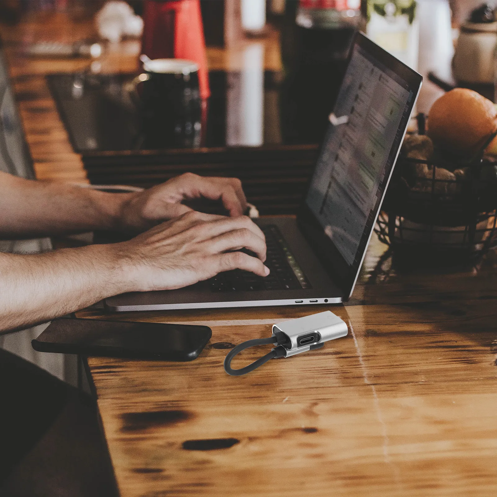 

USB-адаптер для наушников, многофункциональный, из алюминиевого сплава, USB-адаптер для аудиоразъема, легкий, компактный, совместимый с