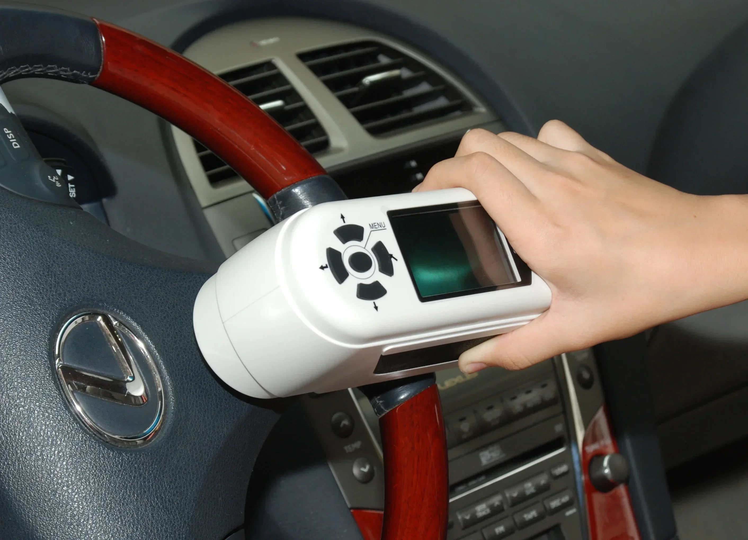 2026 new 3nh NH300 Food Plastic Coating Colorimeter Electronic Color Analyzer Is Easy To Carry
