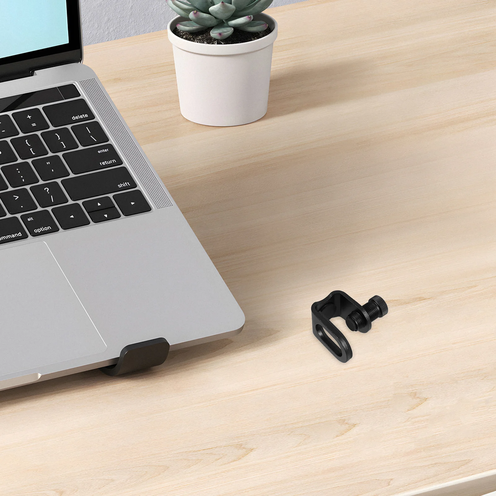 

Portable Mini Video Conference Light Clip for Laptop Desktop Bookshelf Adjustable Bright Fill Light Clamp for Night Work