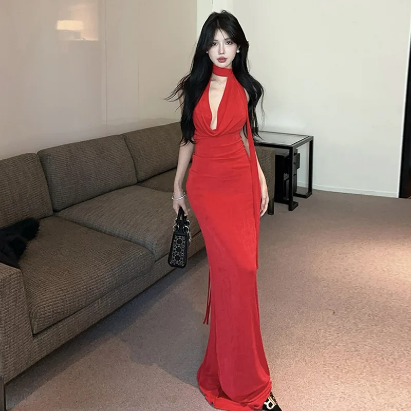 

F161Europe and America2026Cross-border foreign trade celebrity-style red halter neck backless birthday and New Year dress