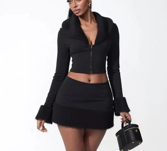 

Women's 2-Piece Set Autumn New Style Solid Color Fur Collar Splicing Tight Buckle Exposed Navel Top Hip Hugging Short Skirt Set