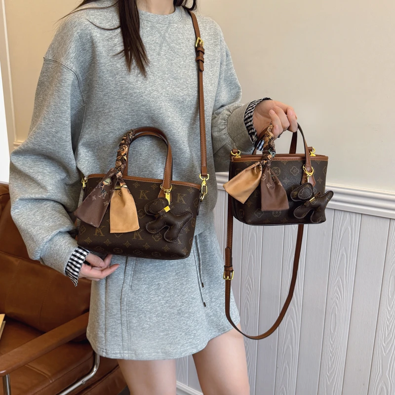 

Stylish Casual Simple Fashionable Tote Bag Commuter Messenger Purse Shopper For Women Leisure Business