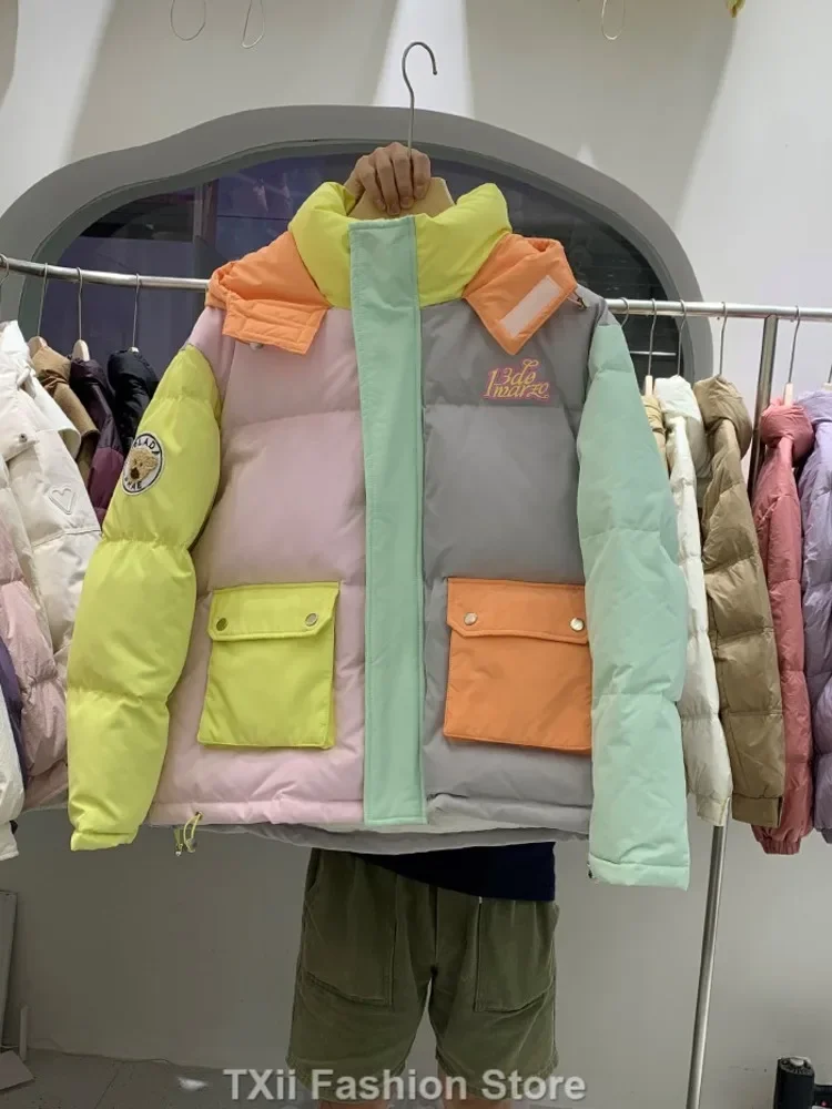 Novo inverno feminino puffer jaqueta com capuz grosso cor-bloco pão casual 90% pato branco para baixo casaco feminino quente parka 2024